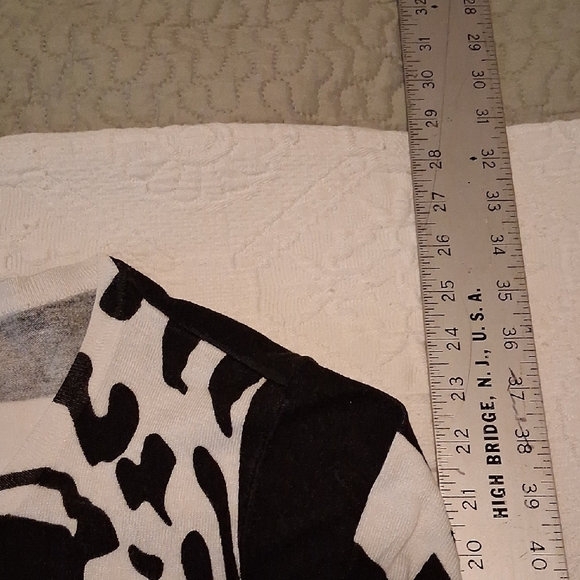 Joseph A. Black and White Animal Print Top/Sweater - Picture 5 of 10